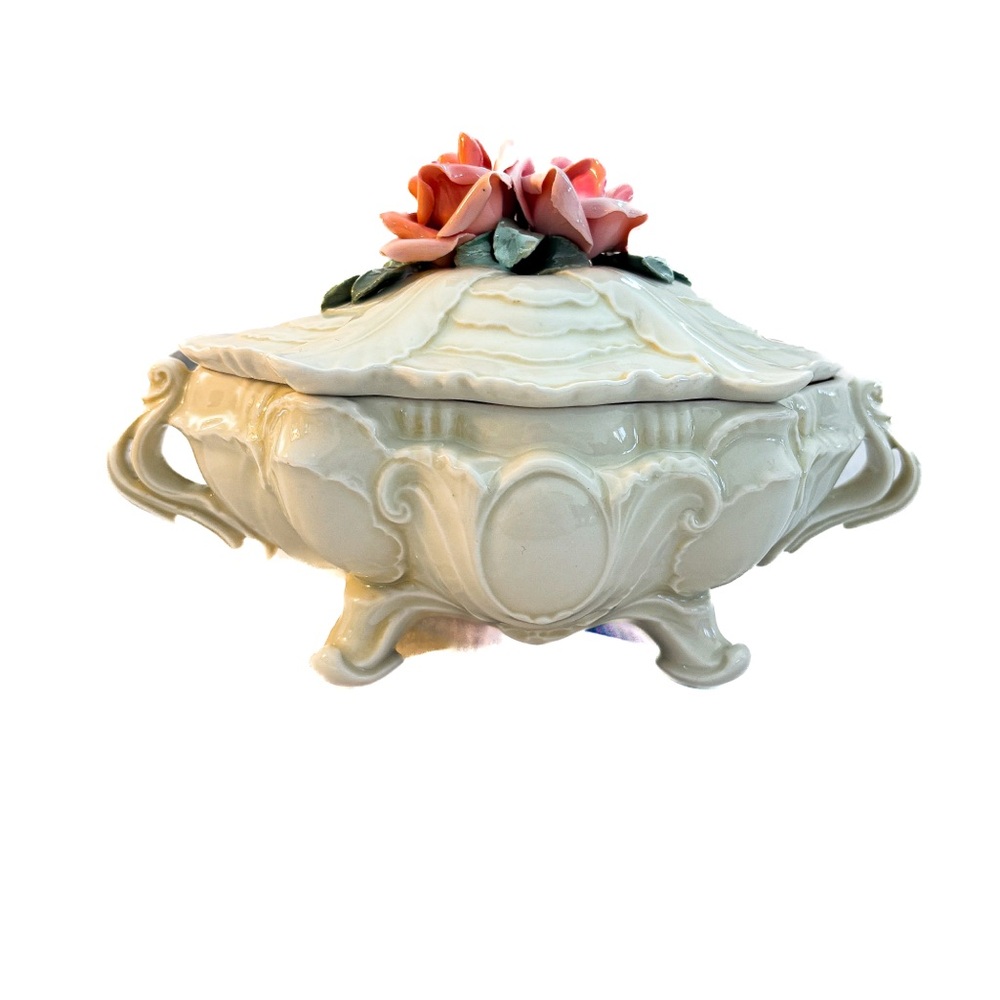 Authentic Italian Capodimonte porcelain with sculpted roses